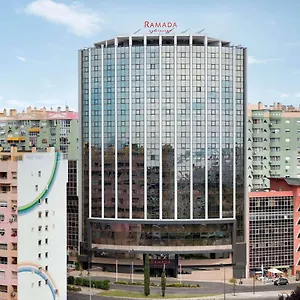 Ramada By Wyndham Otel
