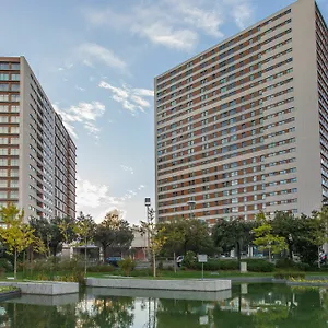 Apartment Your Parque Nacoes, Lisbon