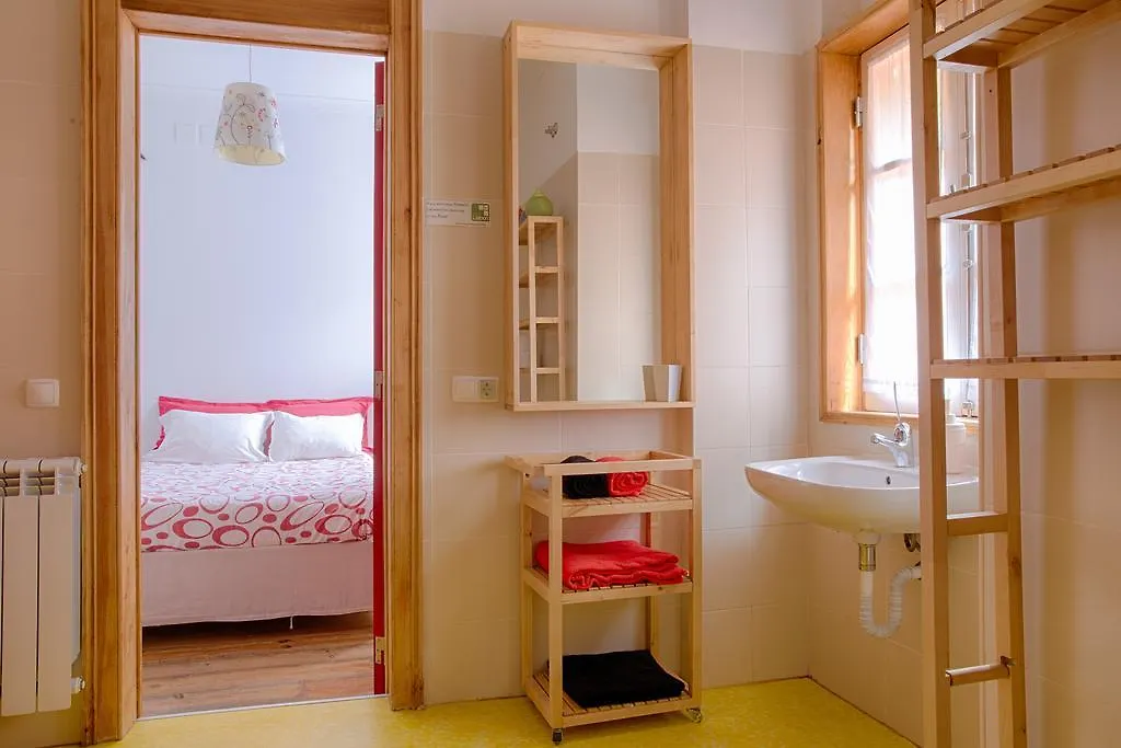 This Is Lisbon Hostel 0*,