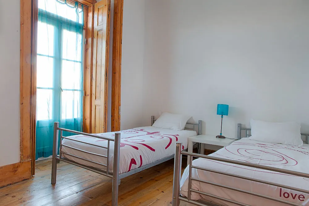 This Is Lisbon Hostel 0*,